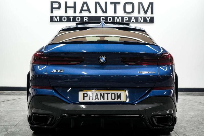 BMW X6 view 4