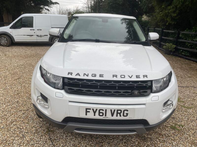 Land Rover Range Rover view 4