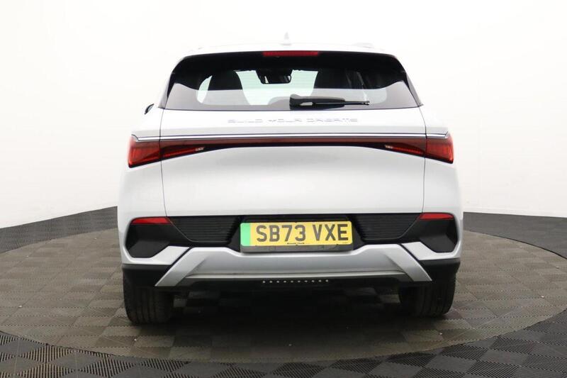 Byd Atto 3 view 5