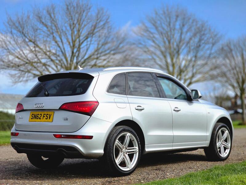 Audi Audi Q5 view 5