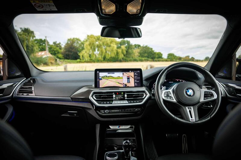 BMW X3 view 3