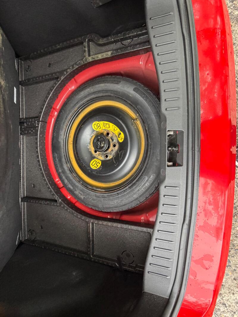 2014 Ford Focus — photo 25