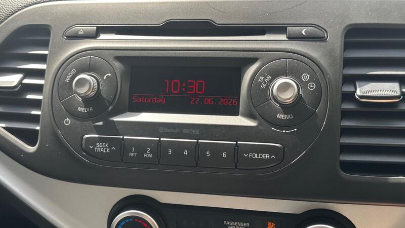 2015 Kia Picanto — photo 20