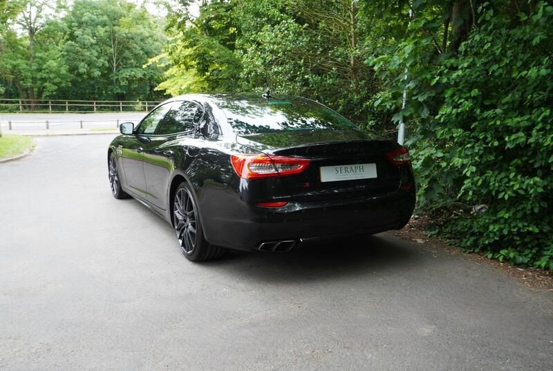 Maserati Quattroporte view 5