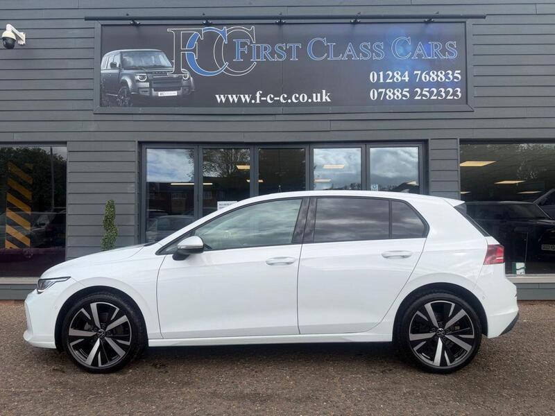 Volkswagen Golf view 3