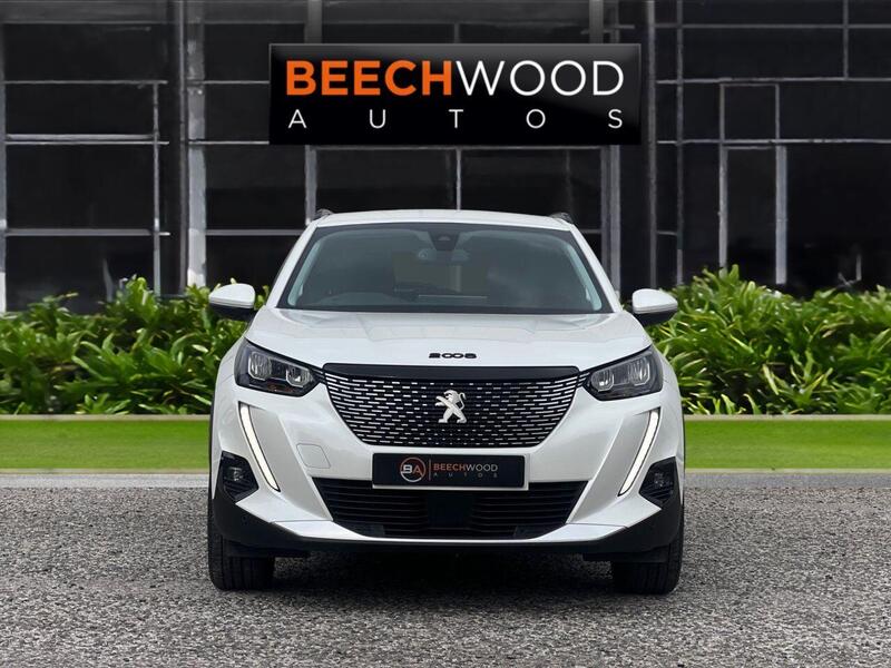 Peugeot 2008 view 3