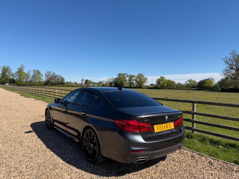 BMW 5 Series view 3