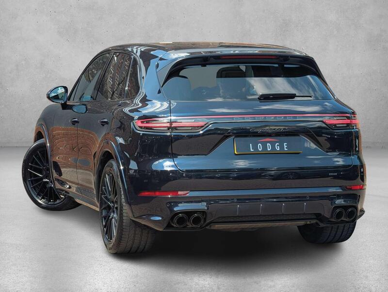 Porsche Cayenne view 5