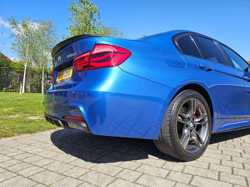 BMW 3 Series view 5