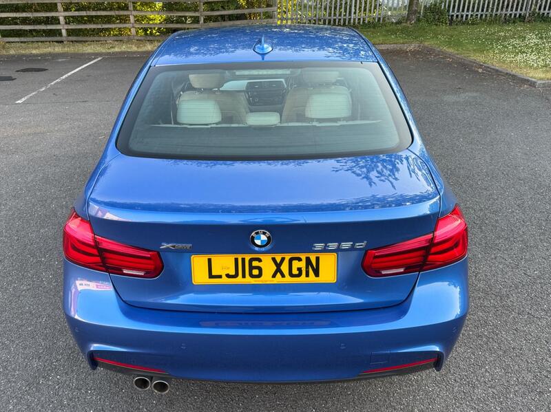 BMW 3 Series view 6