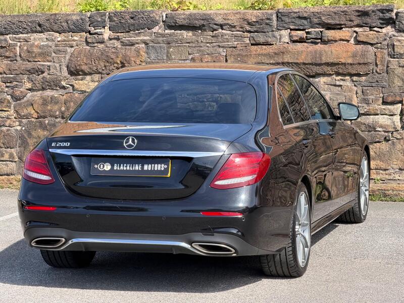 Mercedes-Benz E Class view 7