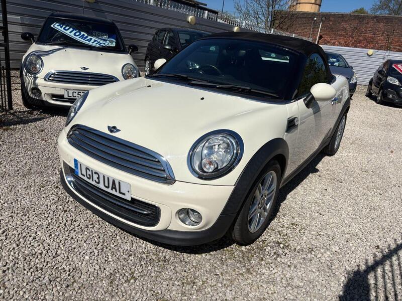 Mini Cooper view 3