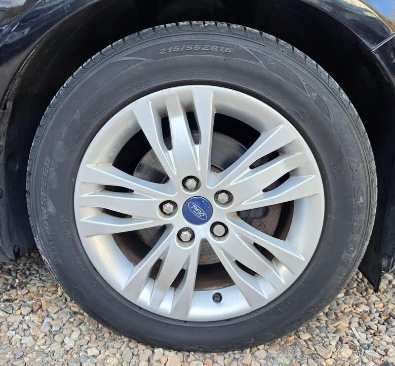 Ford Focus 1.6 Titanium Navigator Powershift Euro 5 5dr thumbnail 15