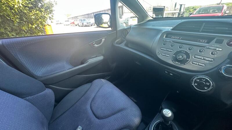 2010 Honda Jazz — photo 11