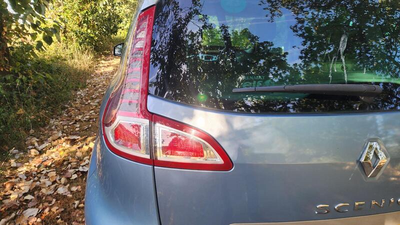 2010 Renault Scenic — photo 22