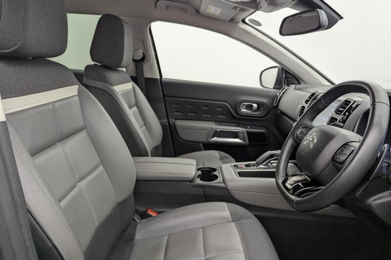Citroen C5 Aircross view 3