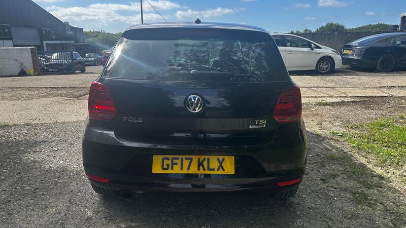 2017 Volkswagen Polo — photo 5