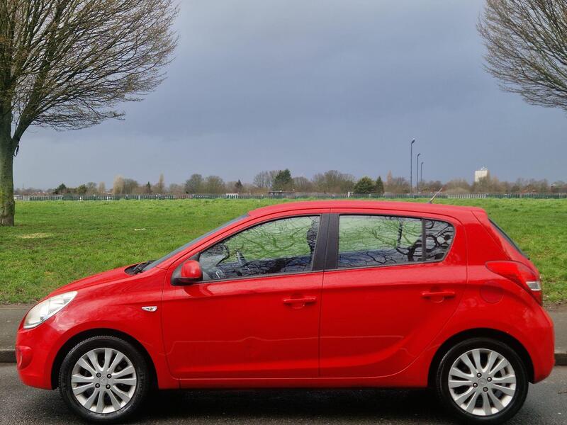 Hyundai I20 view 3