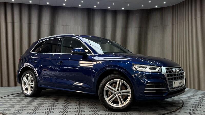 Audi Audi Q5 main image