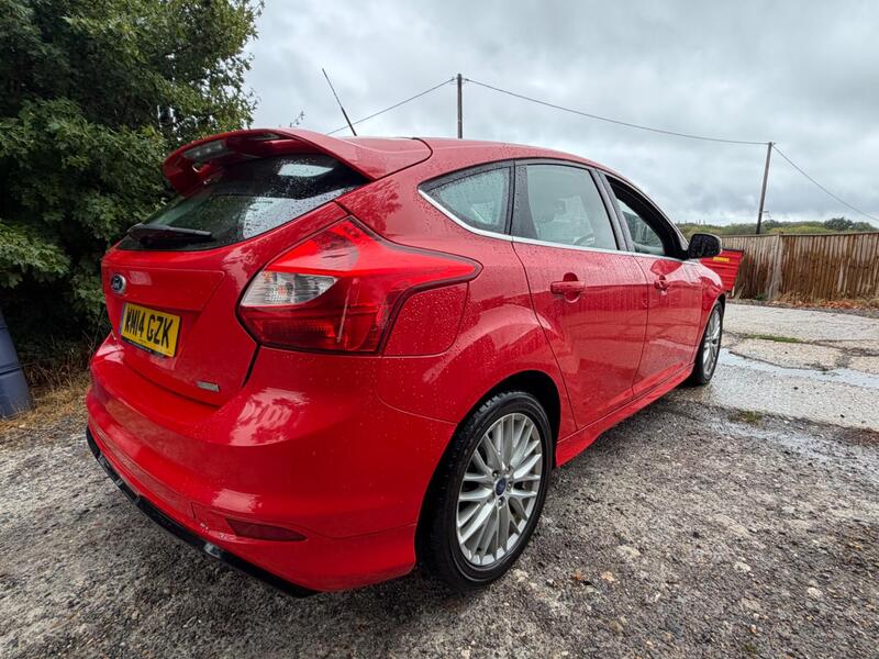 2014 Ford Focus — photo 9