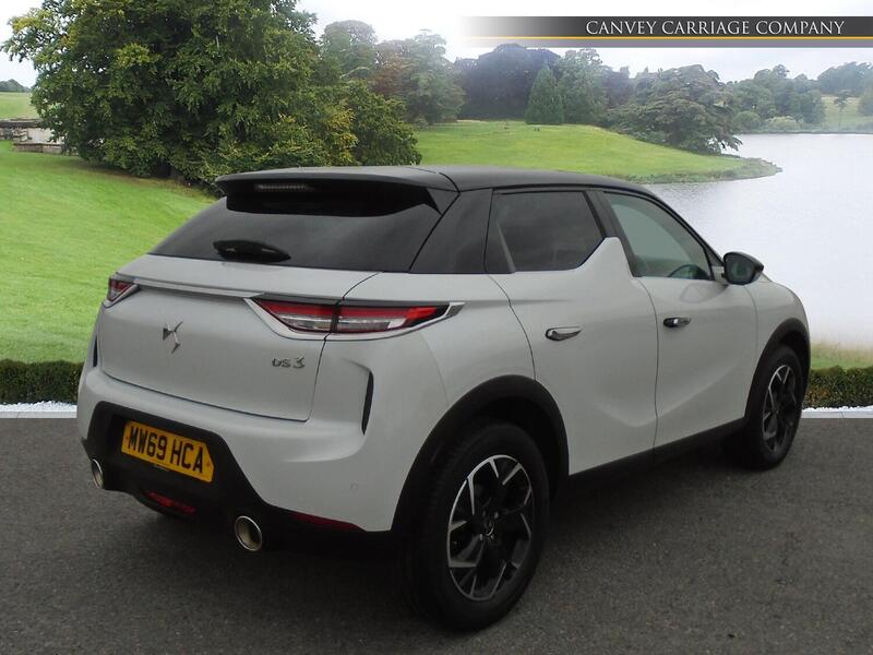 DS Automobiles DS 3 Crossback view 3