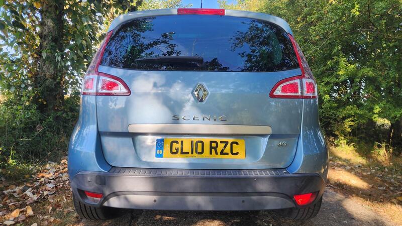 2010 Renault Scenic — photo 9