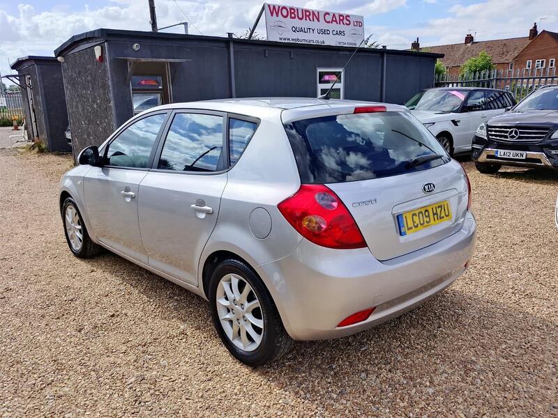 Kia Ceed view 7