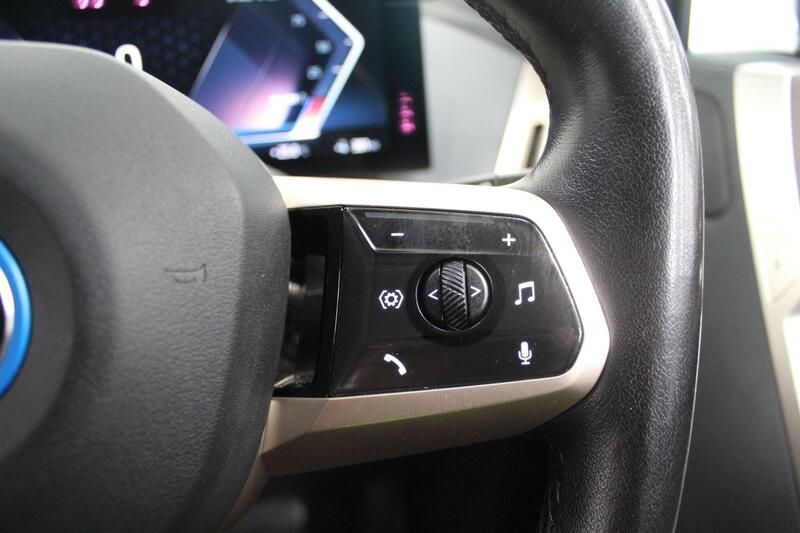 2022 BMW iX in Grey — image 31 of 90