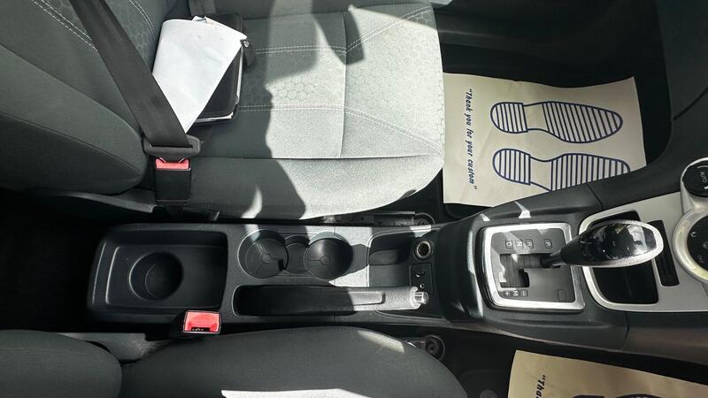 2011 Ford Fiesta — photo 20