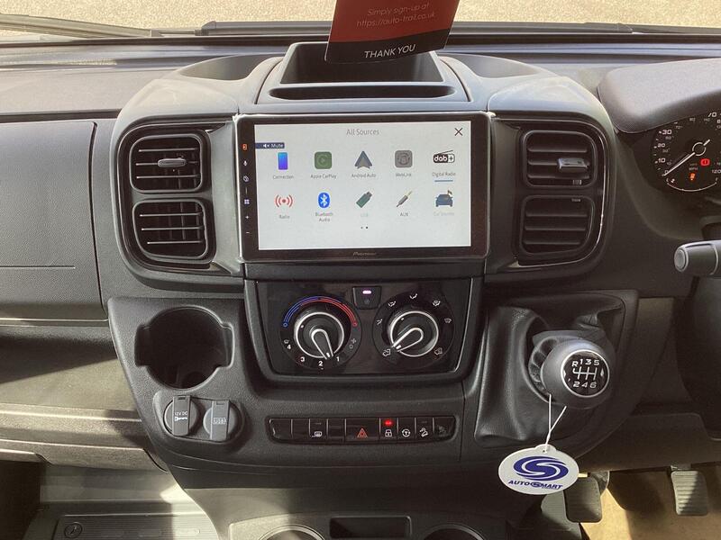 Auto-Trail Expedition C72 — image 30
