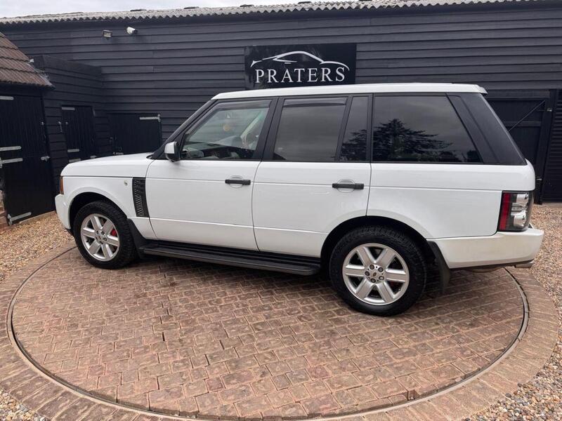 Land Rover Range Rover view 3
