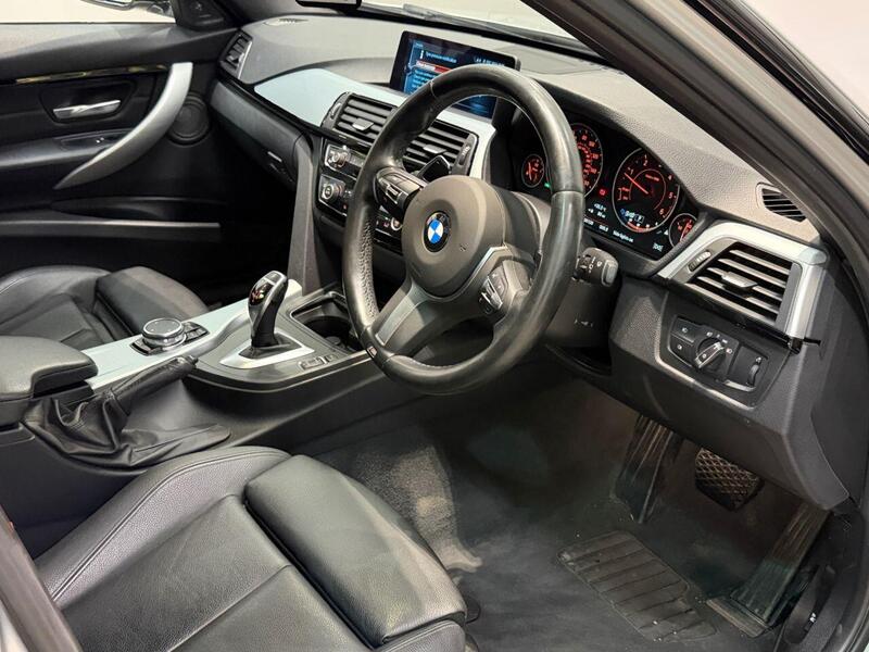BMW 3 Series view 6