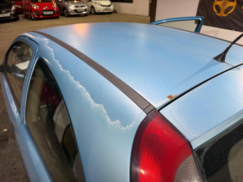 2001 Vauxhall Corsa — photo 16