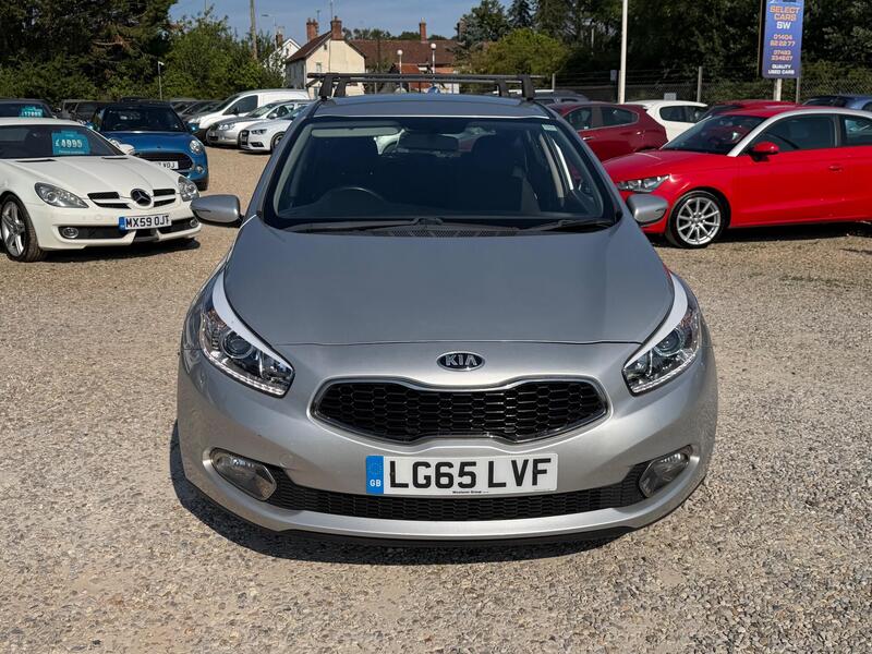 Kia Ceed view 4