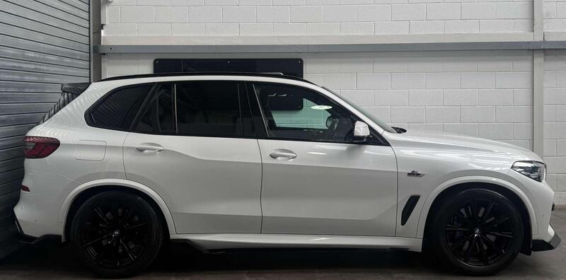 BMW X5 BMW X5 view 4