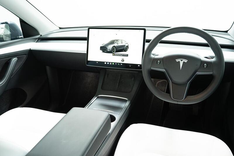 Tesla Model Y view 6
