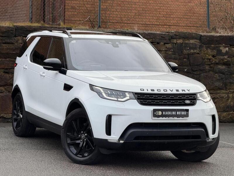 2017 Land Rover Discovery in White for sale