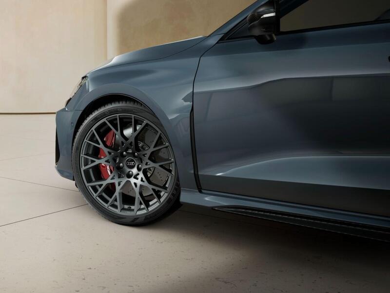Audi RS3 view 7