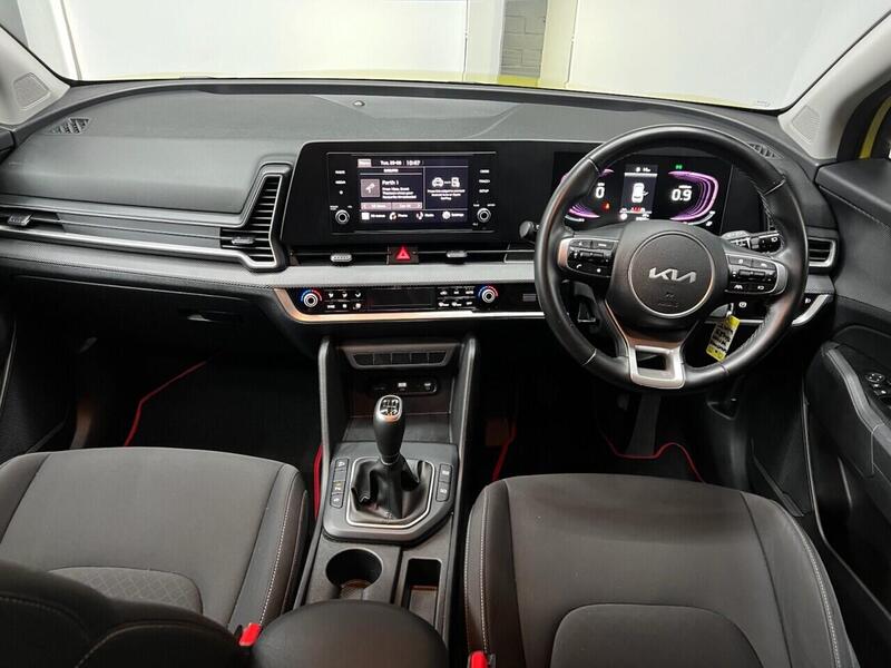 Kia Sportage view 2