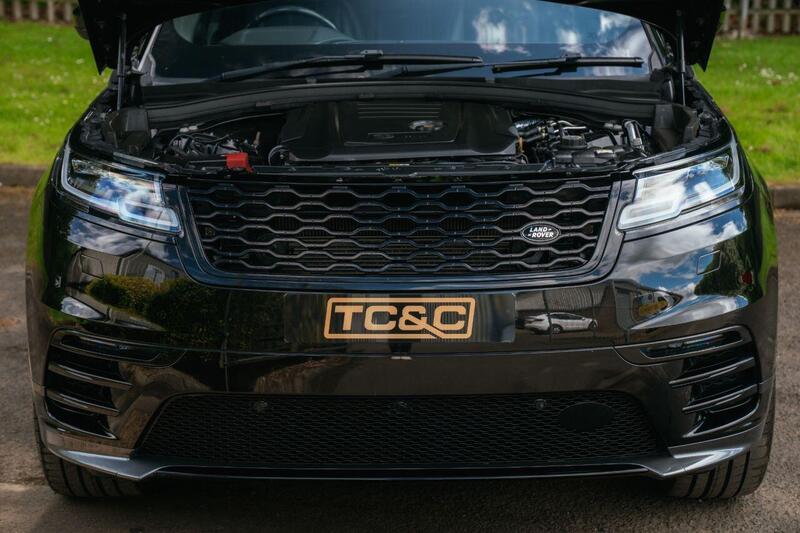 Land Rover Range Rover Velar view 5