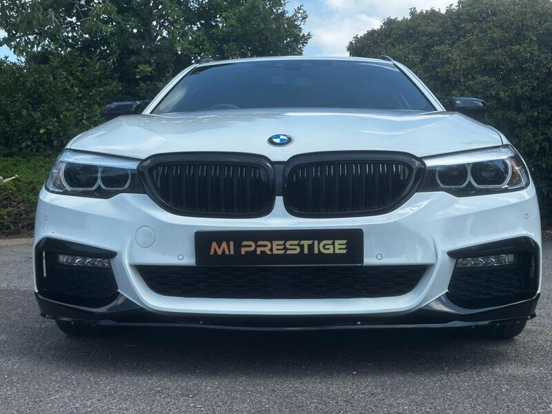 BMW 5 Series view 6