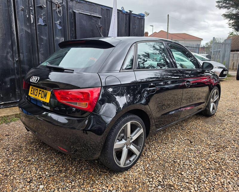 Audi A1 1.4 TFSI Sport Sportback Euro 5 (s/s) 5dr thumbnail 8