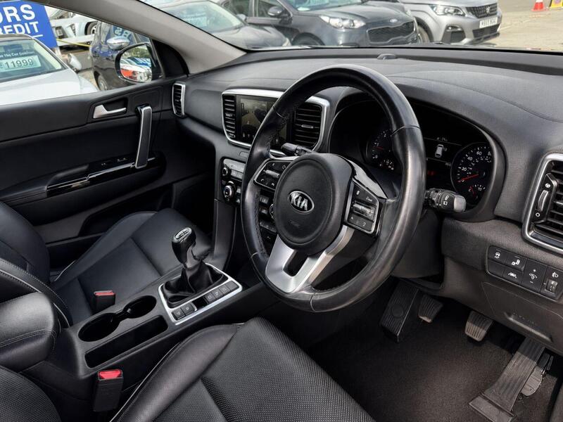 Kia Sportage view 2