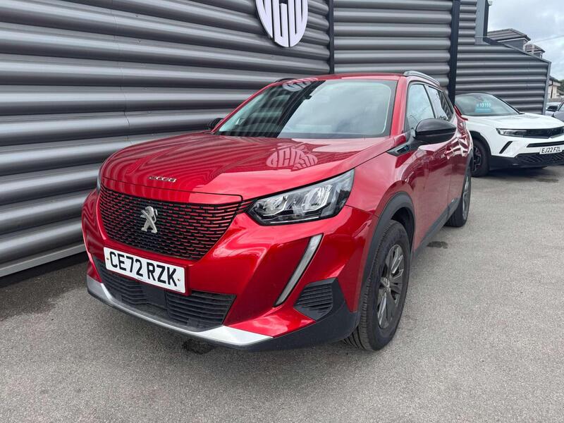 Peugeot E-2008 view 7
