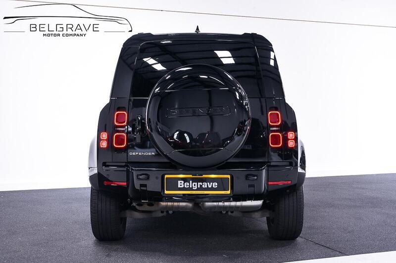 Land Rover Defender view 5