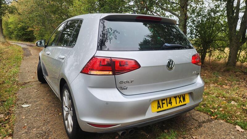 2014 Volkswagen Golf — photo 8