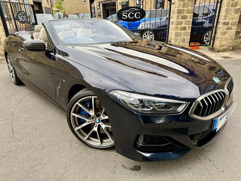 BMW 8 Series view 3