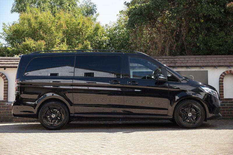 Mercedes-Benz V Class view 3