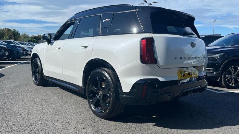 Used MINI Countryman 1.5C MHEV Sport DCT Euro 6 (s/s) 5dr - Image 3