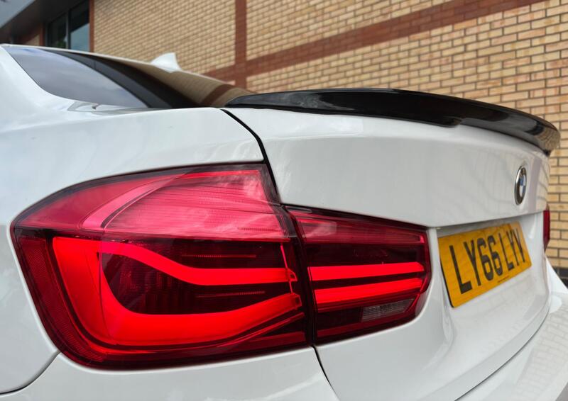 BMW 3 Series view 7